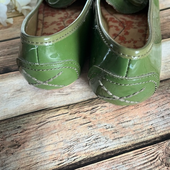 Lands End Green Patent Leather Slip On Loafers Size 8M - Picture 8 of 8